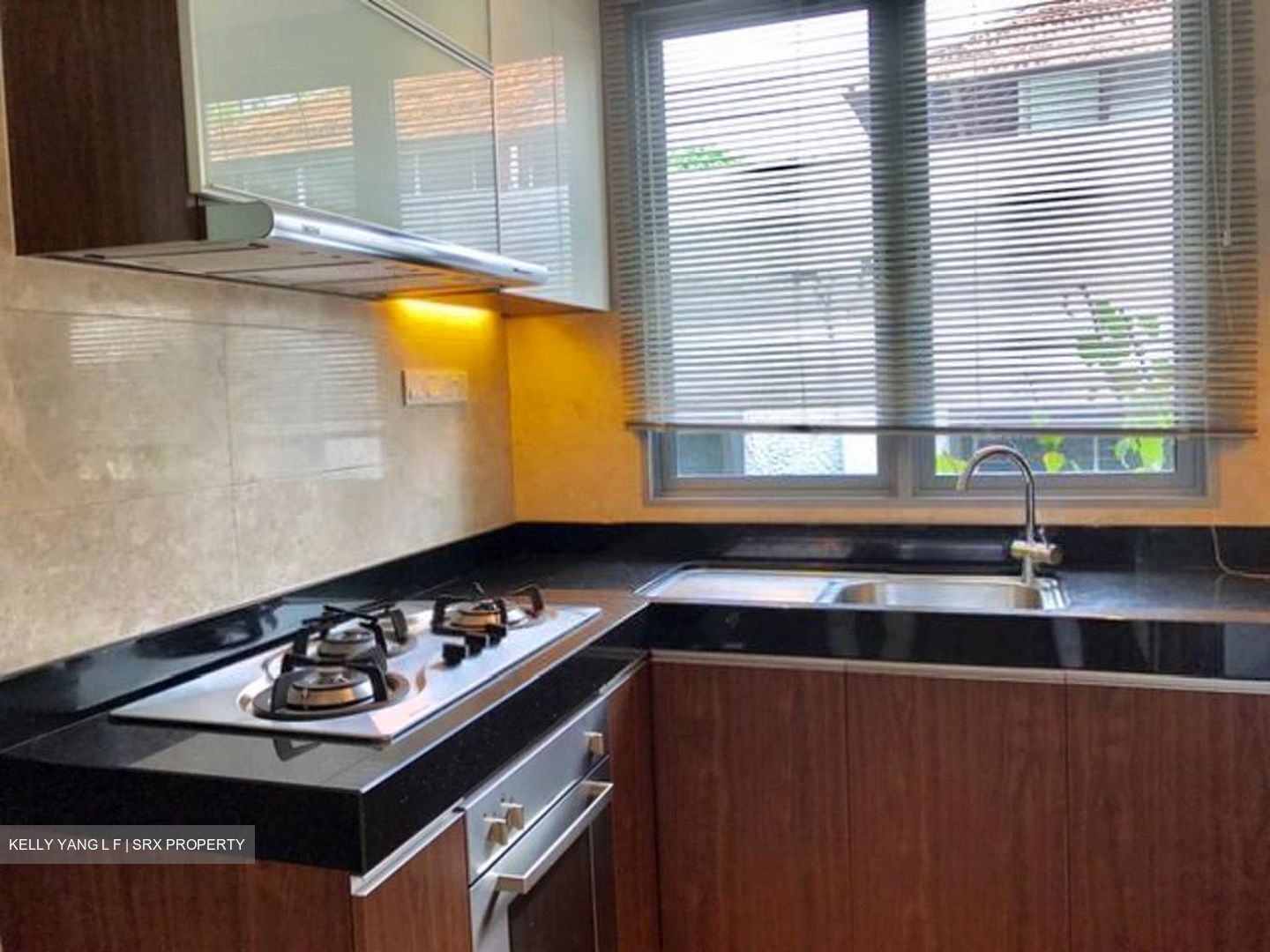 Meyer Road (D15), Terrace #578651021